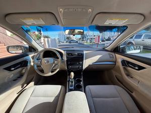 Nissan Altima 2.5 S 2013 - Product Image 6