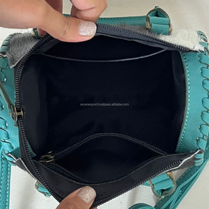 Bolsa de Viaje de Fin de Semana de Diseño Occidental Personalizada 2025, Bolsa de Transporte Mediana de Cuero Vacuno Genuino, Bolsas de Viaje Rápidas para Hombres y Mujeres - Product Image 6