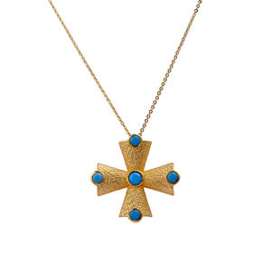 Collar de piedras preciosas de turquesa azul natural texturizada - Collar con colgante de cruz multienhueso chapado en oro - Product Image 1