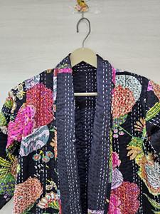 Chaqueta de Algodón Bohemia Reversible, Acolchada con Kantha Floral, Transpirable, Ecológica y de Secado Rápido - Product Image 5