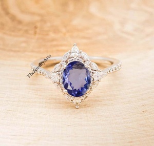 Bague de fiançailles en tanzanite, coupe ovale vintage, pierre précieuse bleu violet, argent sterling 925, solitaire, bijoux de mariée, élégante pour les fêtes - Product Image 5