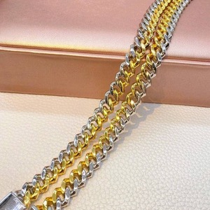 Collar de Cadena Cubana de Oro con Diamantes de Moissanita para Accesorios de Moda de Lujo y Colección Personal, Disponible a Precio de Fábrica - Product Image 4