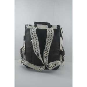 Mochila Unisex de Cuero Genuino Estilo Bohemio Premium, Impermeable, con Cierre de Cremallera - Product Image 3