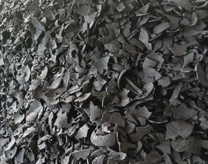 Carbón vegetal 100% natural de cáscara de coco – Alto contenido de carbono, combustión duradera para narguiles y producción de carbón de biomasa - Product Image 3