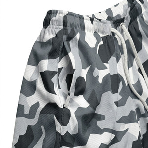 Shorts de basketball camouflage en maille/polyester, taille haute, logo élastique sur le devant, respirant, séchage rapide, entrejambe 5 pouces, couleur unie - Product Image 4