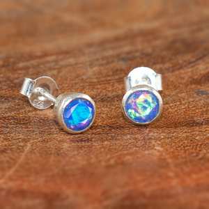 Boucles d'oreilles clous en opale bleue naturelle et argent sterling plaqué or pour femme, pierre de naissance d'octobre, certifiées IGI, bijoux de fête - Product Image 4