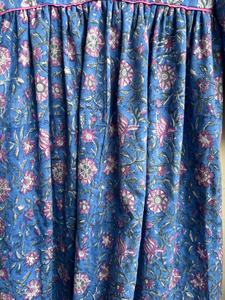 เดรสยาวผ้าฝ้ายพิมพ์ลายดอกไม้หลากสีสไตล์ลำลองแบบดั้งเดิม คอวี แขนยาว สไตล์โบฮีเมียน ปักลาย - Product Image 5