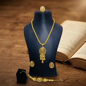 Juego de Joyería Africana Chapada en Oro de 24K con Collar, Pendientes, Anillo y Brazalete - Product Image 4