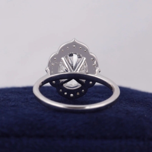 Anillo de compromiso con diamante ovalado de 2.0 ct cultivado en laboratorio, anillo vintage de oro blanco de 14K, anillo de compromiso con corte ovalado para ella, joyería de anillo de oro. - Product Image 2