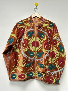 Chaqueta Bohemia de Terciopelo Marrón con Bordado Floral Suzani, Cuello Mandarín, Manga Larga, Ropa Exterior de Otoño para Mujer - Product Image 1