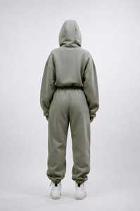 New Arrival 2026 Unisex Hooded Fleece <b>Tracksuit</b> Wholesale Price Breathable High Quality Winter Custom Logo Solid Pattern - Product Image 2
