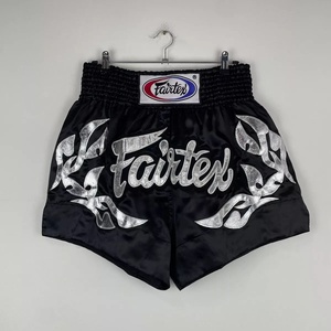 Shorts de Muay Thai Fairtex personnalisables, très demandés, qualité supérieure, 100% polyester, extensibles, compression ajustée, durables - Product Image 1