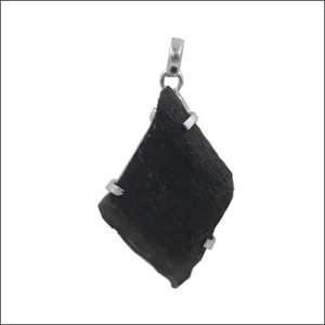 Pendentif en argent 925 avec pierres précieuses Moldavite Energy Crystal Charms Collection - Product Image 1