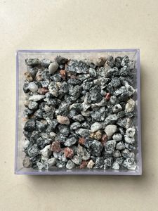 Granulats de pierre naturelle concassée et lavée en granit, couleurs noir, rouge, gris, pour usage extérieur, jardin et construction de terrazzo - Product Image 2