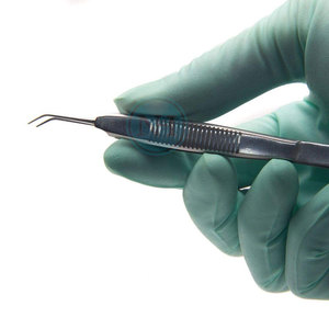 Instrumentos Quirúrgicos, Pinzas McPherson de 7.5mm con Mordazas Anguladas de Acero Inoxidable - Product Image 4