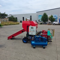 Machine intégrée de pressage et d'emballage d'ensilage pour un ensilage efficace et une mise en balles de fourrage agricole