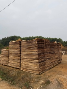 100% Natural Vietnam Acacia Core <b>Veneer</b> Rotary Cut Eco-Friendly & Durable for Plywood Manufacturing - Product Image 4
