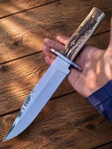 Cuchillo de caza con hoja de acero inoxidable y mango de asta de ciervo natural, herramienta de supervivencia para exteriores. - Product Image 3
