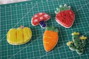 Abalorios con diseños florales y de estrellas, bonitos y personalizados, para uso diario, estilo de nueva tendencia, regalo para niña, para manualidades con cuentas - Product Image 3