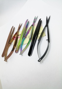 Ensemble de pinces à épiler et ciseaux pour sourcils, pinces à épiler professionnelles durables à pointe inclinée pour femmes, ciseaux de précision en acier inoxydable pour cils et sourcils - Product Image 6