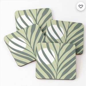 Ensemble de sous-verres carrés en bois de luxe - Sous-verres modernes géométriques en bois et résine - Dessous de verre résistants à la chaleur découpés au laser pour la maison, le bureau - Product Image 4