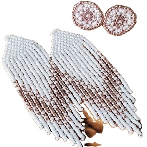 ต่างหูจากอินเดียทำด้วยมือหลายสีต่างหูลูกปัดสไตล์แฟชั่นสำหรับผู้หญิงและเด็กผู้หญิงปักเมล็ดพันธุ์ - Product Image 4