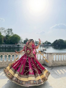 Ensemble Lehenga Choli indien traditionnel en coton mousseline épais, tenue de mariage longue pour femme, style ethnique Inde Pakistan - Product Image 4
