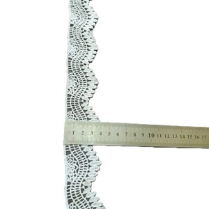 Dentelle blanche vintage sexy de haute qualité, écologique, en polyester, bordure festonnée florale de 4 cm, brodée, pour robe de mariée, vêtement AHE - Product Image 2