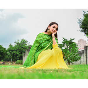 Robe longue en tissu tissé jaune narcisse avec col bijou, respirante, style simple, silhouette ample, taille XS, pour les occasions quotidiennes - Product Image 5