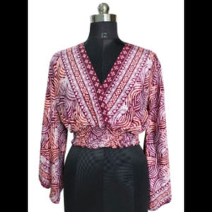 Blusa Casual de Algodón para Mujer, Cuello en V, Manga Larga con Volantes, Cintura Fruncida, Estampado y Bordado, Colores Personalizados Disponibles (ODM) - Product Image 2