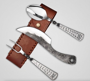Juego de Cubiertos de Metal Forjado a Mano con Estuche de Cuero, Cuchara, Tenedor y Cuchillo, para Camping y Aire Libre, Estilo Vintage, Diseño Duradero - Product Image 1