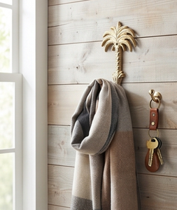 Premium Palm Design Golden Wall <b>Hooks</b> Metal Minimalist Style Perfect For Stylish Home Storage And Elegant Decoration Solution - Product Image 3