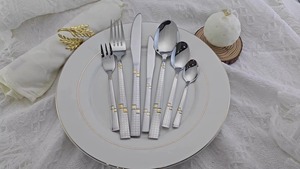 Juego de cubiertos de metal de lujo, apto para uso en interiores y exteriores, multiusos para comidas, postres y bebidas. - Product Image 5