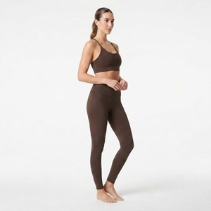 Conjunto Deportivo de Dos Piezas para Mujer, Bra Deportivo Marrón y Leggings de Cintura Alta - Product Image 5