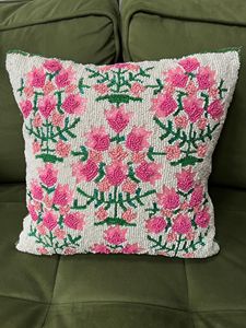 Housse de coussin florale perlée, broderie artisanale, taie d'oreiller décorative pour canapé, au meilleur prix - Product Image 6