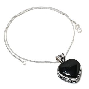 Handmade <b>Black</b> Onyx Gemstone Designer Pendant: Handmade Jewelry - Product Image 1