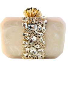 Bolso de Mano Tipo Clutch Más Vendido para Damas, Bolso de Mano de Lujo para Eventos Nocturnos para Mujeres por Aaliyan Impex - Product Image 3