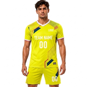 Camiseta de Fútbol Personalizada para Hombre, Estampado Geométrico por Transferencia Térmica, 100% Poliéster, Secado Rápido, Corte Regular, Manga Corta, Equipo Personalizado - Product Image 1