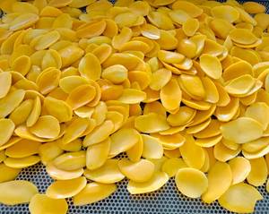 Rodajas de Mango Secas Suaves a Granel, Fruta Deshidratada Masticable, Marca Blue Lotus Farm, Sin OMG, Envasado al Vacío para Distribuidores de Alimentos, Vietnam - Product Image 5