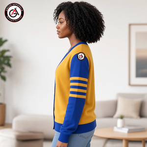 เสื้อคาร์ดิแกนอะคริลิควินเทจปักลาย Sigma Gamma Rho Sorority สำหรับผู้หญิง ป้องกันรอยยับ |   เสื้อคลุมคาร์ดิแกนฤดูหนาวสำหรับผู้หญิงที่ปรับแต่งได้ - Product Image 3