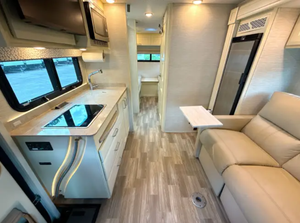 Autocaravana de Lujo Confortable 2021 2022 2023 T-i-f-f-i-n W-A-Y-F-A-R-E-R --2-5-S-W, Remolque de Viaje para Acampar - Product Image 3