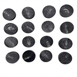 Botones de Cuerno de Búfalo Natural Negro Azabache al por Mayor, Ecológicos, con Parte Posterior Plana, Botones de Moda con Logotipo Personalizado para Prendas de Vestir - Product Image 5