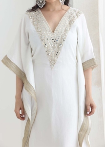 Beautiful New Style <b>Kaftan</b> Abaya for Women Hand Work <b>Kaftan</b> Traditional Islamic Clothing and Accessory Designed for Muslims - Product Image 5