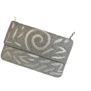 Sac à bandoulière de luxe artisanal pour femme, pochette bohème personnalisée avec pompon et fermeture éclair, léger, pliable, pour soirée, en jute - Product Image 5