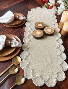 Camino de Mesa con Cuentas Color Crema, Borde Festoneado, Decoración Rústica para el Hogar, Tejido de Algodón, Lavable - Product Image 1