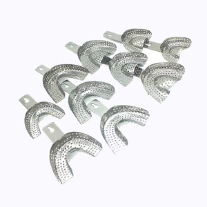 Plateau d'empreinte perforé Azicon - Plateau d'empreinte orthodontique supérieur et inférieur en acier inoxydable réutilisable et autoclavable pour laboratoire dentaire - Product Image 4