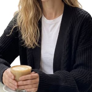 Cardigan long noir pour femme, en maille torsadée, ouvert sur le devant, coupe ample, manches longues, confortable, décontracté, tendance, logo personnalisé, fabricant OEM - Product Image 6