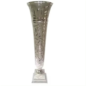Vase à fleurs en métal de style nouveau, plaqué argent, pour la décoration de table à la maison et à l'hôtel, vases à fleurs faits à la main sur mesure - Product Image 1