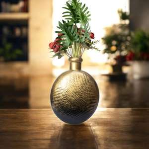 Florero de Metal de Diseño Elegante Hecho a Mano con Construcción Resistente y Duradera para Decoración de Sala de Estar para Venta de Exportación - Product Image 2