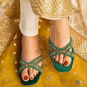 รองเท้าแตะสไลด์คุณภาพดี น้ำหนักเบา ดีไซน์ใหม่ ขายส่ง ผลิตในปากีสถาน ราคาถูก บริการ OEM - Product Image 5